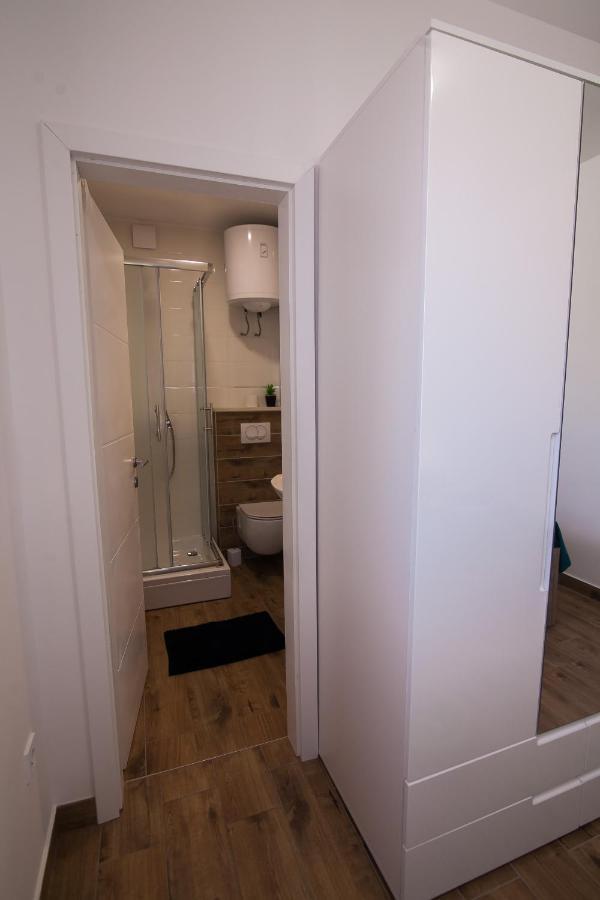 Family Apartments Brach Бол Экстерьер фото