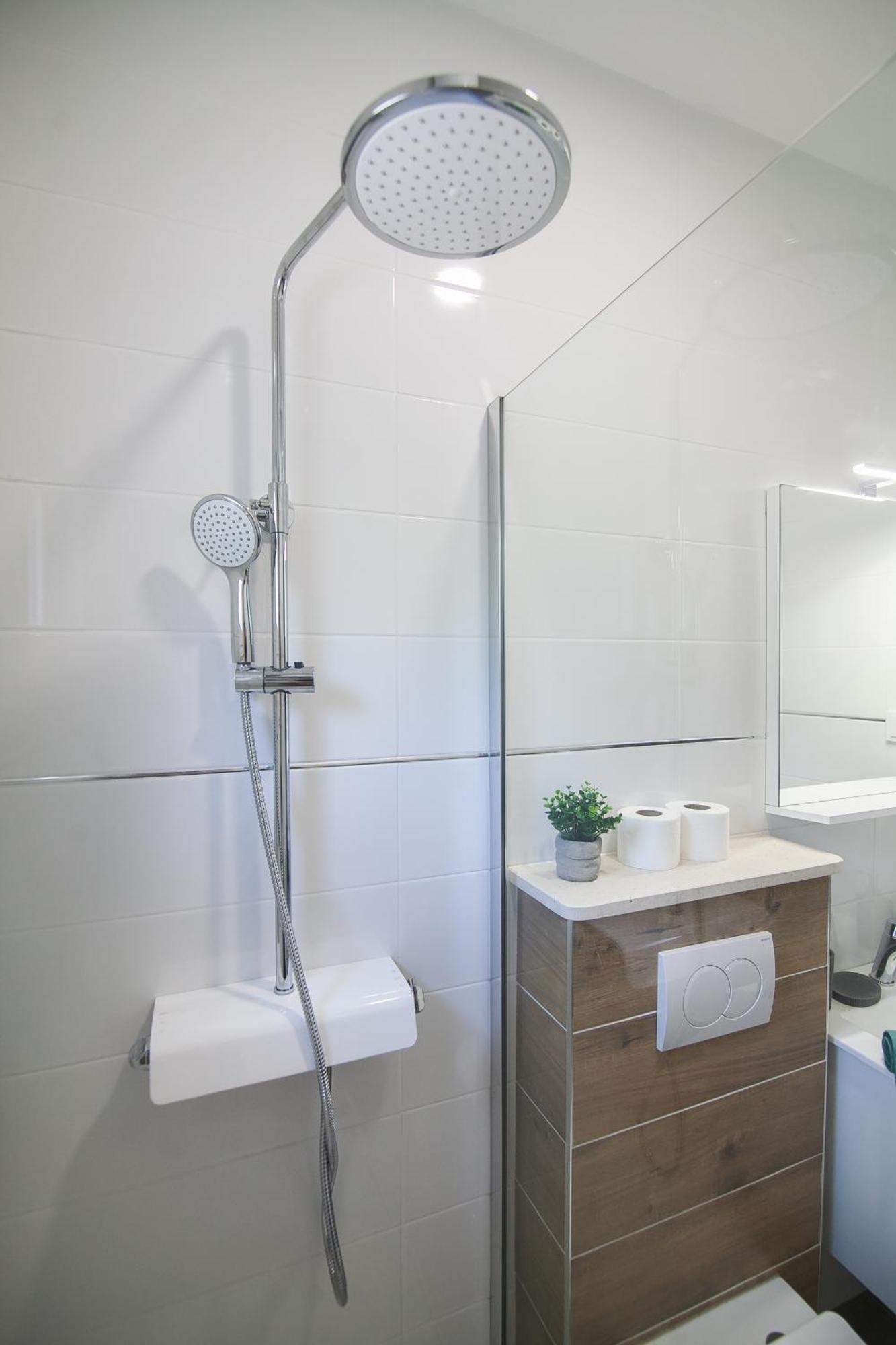 Family Apartments Brach Бол Экстерьер фото